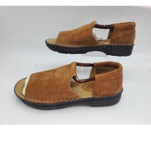 NIB Montego Bay Club Collection Brown Suede Quality Leather Sandals Women's 6.5